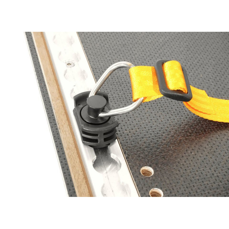 Chike Spanngurt mit Track-Fittings – für Transportplattform