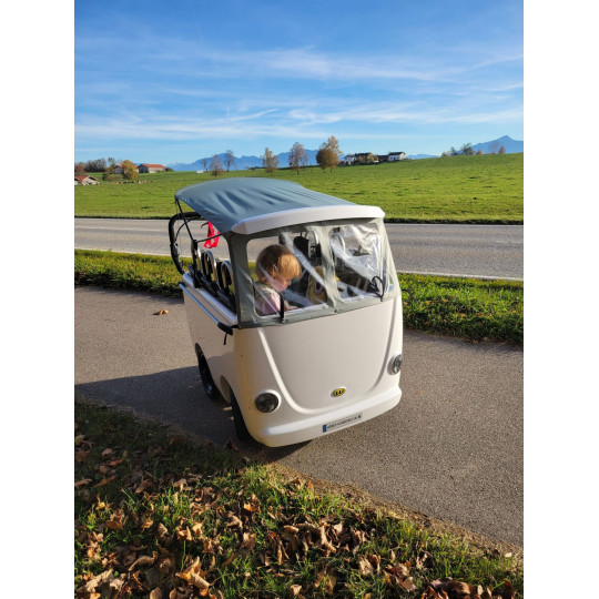 WEBER Bus pour crèche & accueil de la petite enfance – 6 places (0–3 ans)
