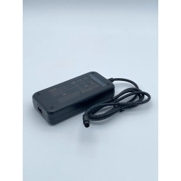 Cangoo Buckle Up Ladegerät 42V 2A 3-Pin (Greenway) – E-Bike Akku Ladegerät 36V